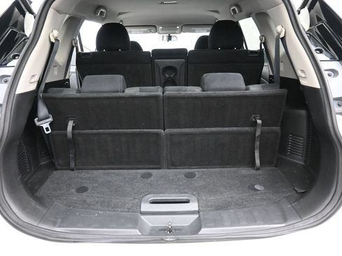 Used 2016 Nissan Rogue S w/ S Family Package FWD image 2