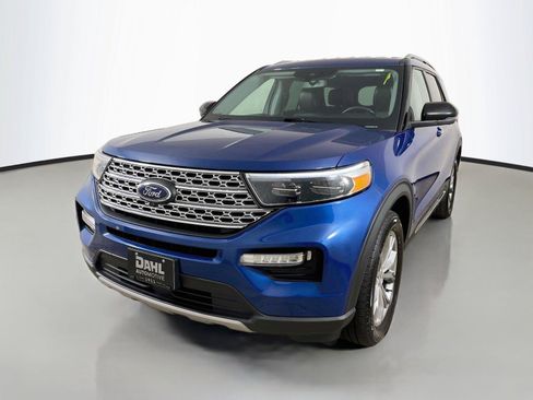 Used 2022 Ford Explorer Limited w/ Equipment Group 301A AWD/4WD image 4