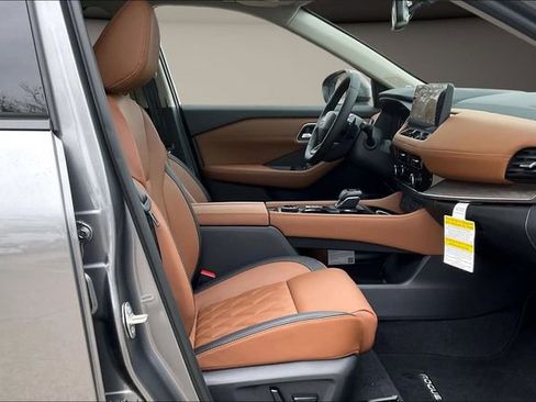 New 2026 Nissan Rogue Platinum w/ Platinum Premium Package AWD/4WD image 10