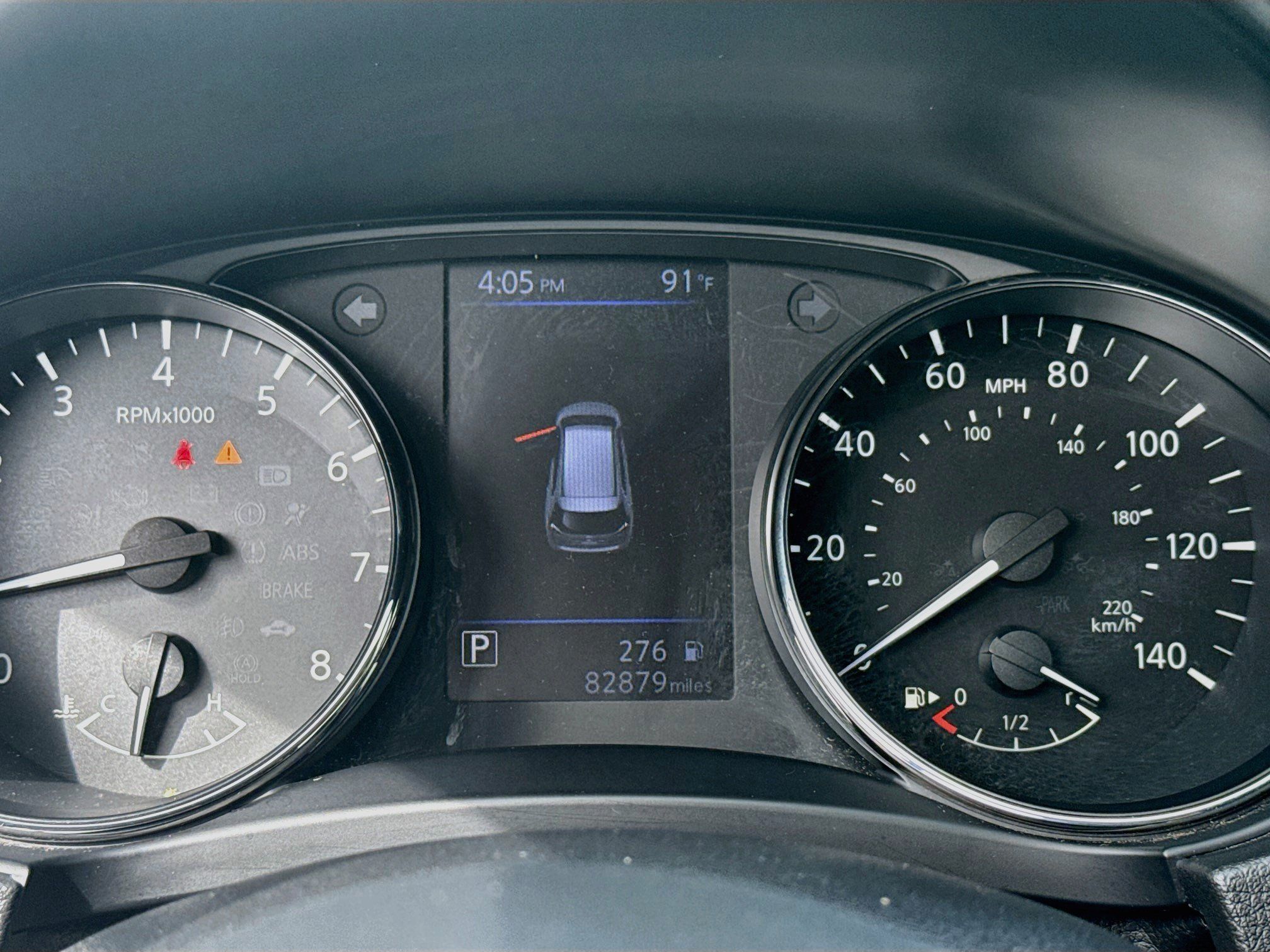 Used 2020 Nissan Rogue SV FWD image 11