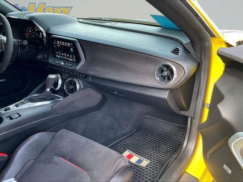 Used 2018 Chevrolet Camaro ZL1 RWD image 30