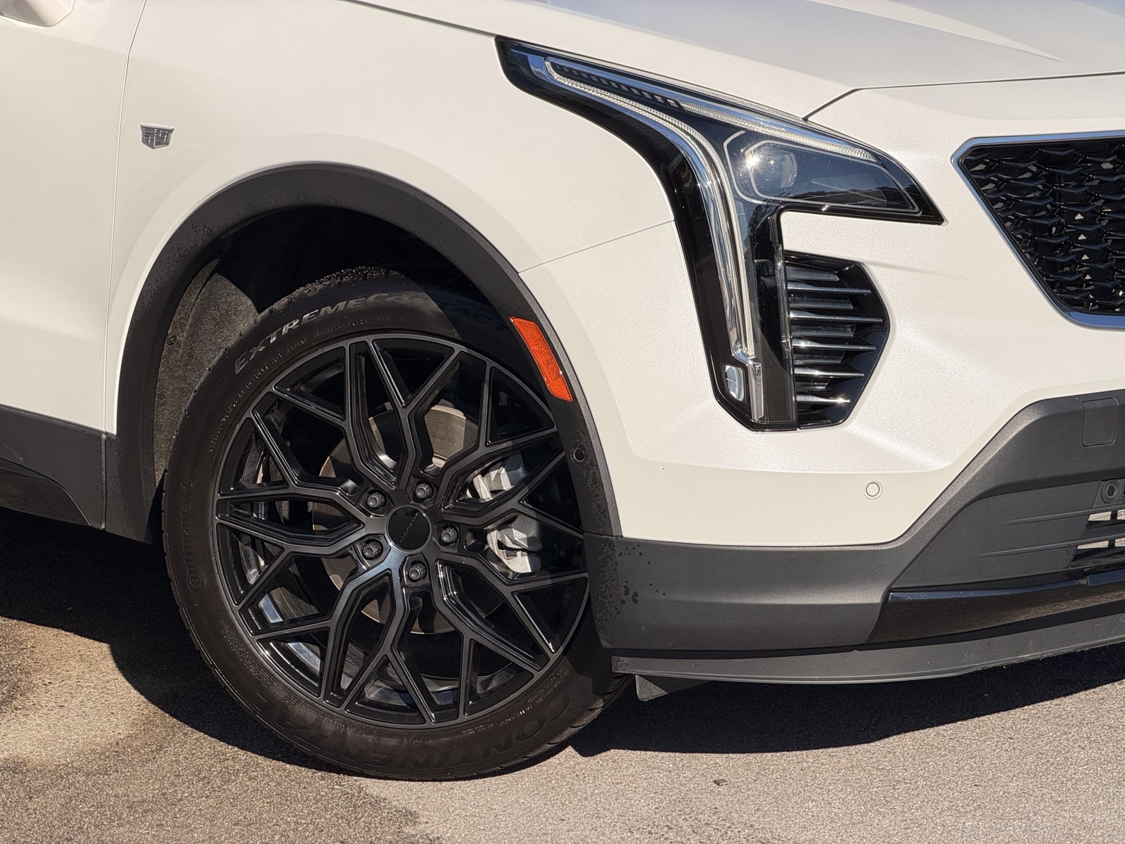 Used 2019 Cadillac XT4 Sport AWD/4WD image 3