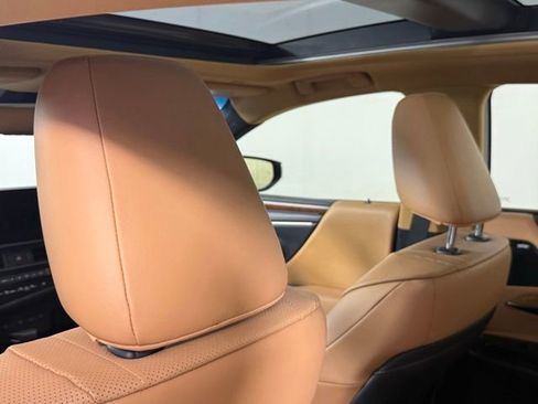 Used 2024 Lexus ES 350 Ultra Luxury w/ Accessory Package (Z2) FWD image 29