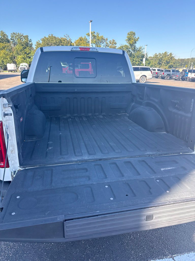Used 2016 Ford F150 Lariat AWD/4WD image 3