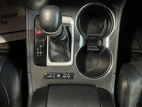 Used 2018 Toyota Highlander Limited Platinum AWD/4WD image 18