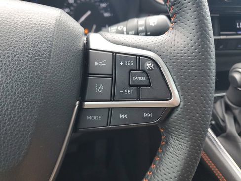 Certified 2023 Toyota Sienna XSE FWD image 22