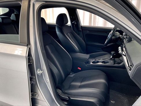 Used 2023 Honda Civic Sport image 16