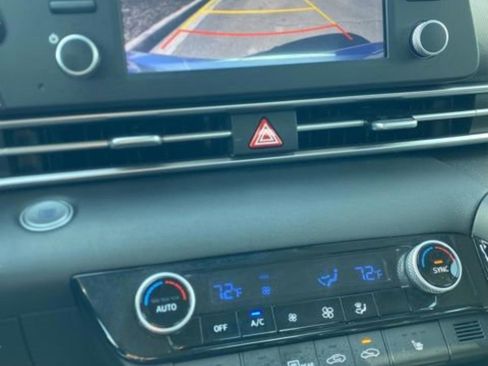 Certified 2023 Hyundai Elantra Blue image 26