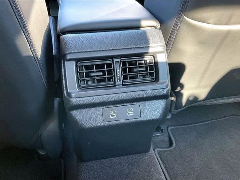 Used 2024 Honda Accord Touring image 18