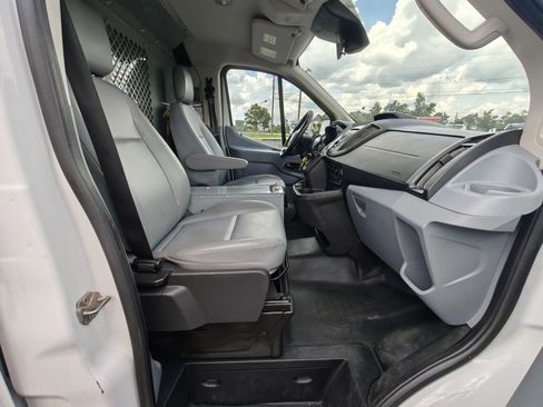 Used 2017 Ford Transit 250 130 Low Roof image 30