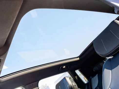 Used 2024 Cadillac Lyriq Tech image 21