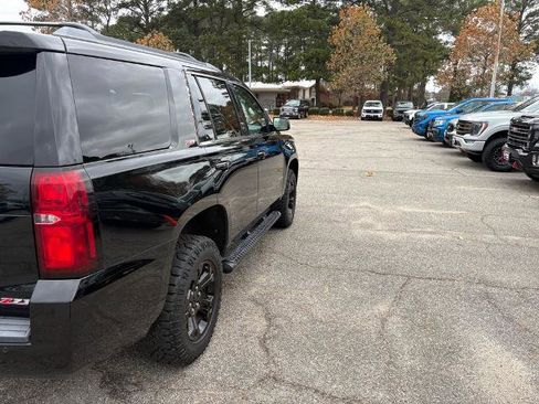 Used 2018 Chevrolet Tahoe LT w/ Luxury Package image 5