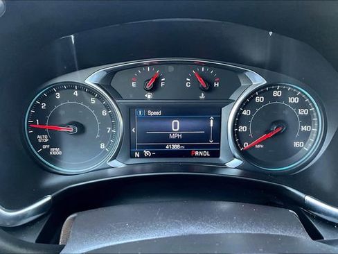 Used 2024 Chevrolet Equinox LT image 10