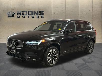 Used 2021 Volvo XC90 T5 Momentum w/ Advanced Package