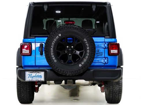 Used 2022 Jeep Wrangler Unlimited Sport AWD/4WD image 8