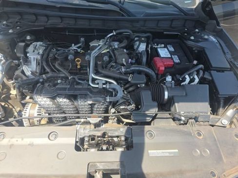 Used 2023 Nissan Altima 2.5 S FWD image 6