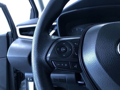 Certified 2025 Toyota Corolla LE image 25