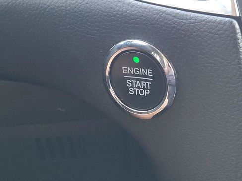 Used 2022 Ford Edge Titanium image 20