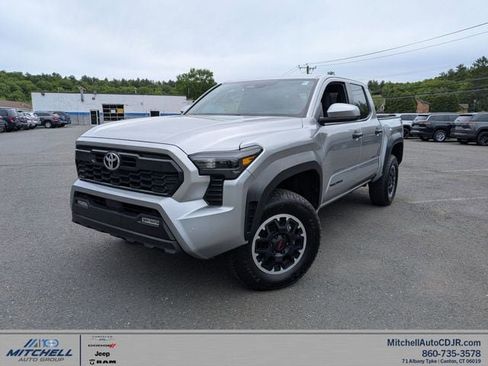 Used 2024 Toyota Tacoma TRD Off-Road AWD/4WD image 1