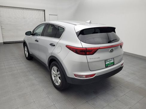 Used 2017 Kia Sportage LX AWD/4WD image 5