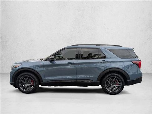 Used 2025 Ford Explorer ST-Line w/ Premium Package RWD image 9