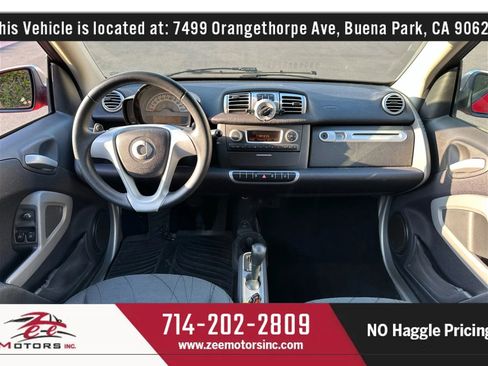 Used 2011 smart fortwo passion image 16