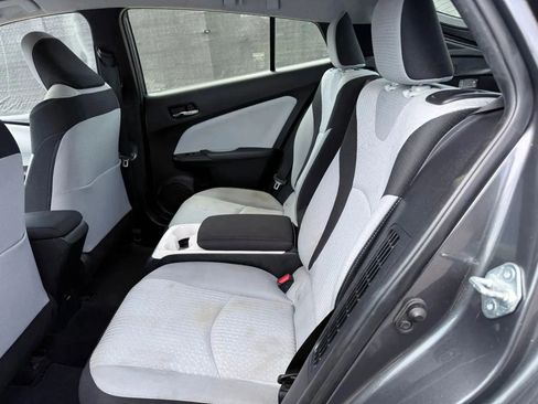 Used 2017 Toyota Prius Prime Plus w/ Carpet Mat Package image 21