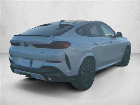 New 2027 BMW X6 xDrive40i w/ Premium Package AWD/4WD image 2