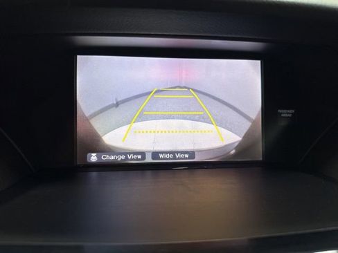 Used 2014 Acura ILX w/ Technology Package FWD image 5