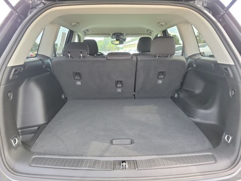 Used 2024 Jeep Grand Cherokee Laredo RWD image 7
