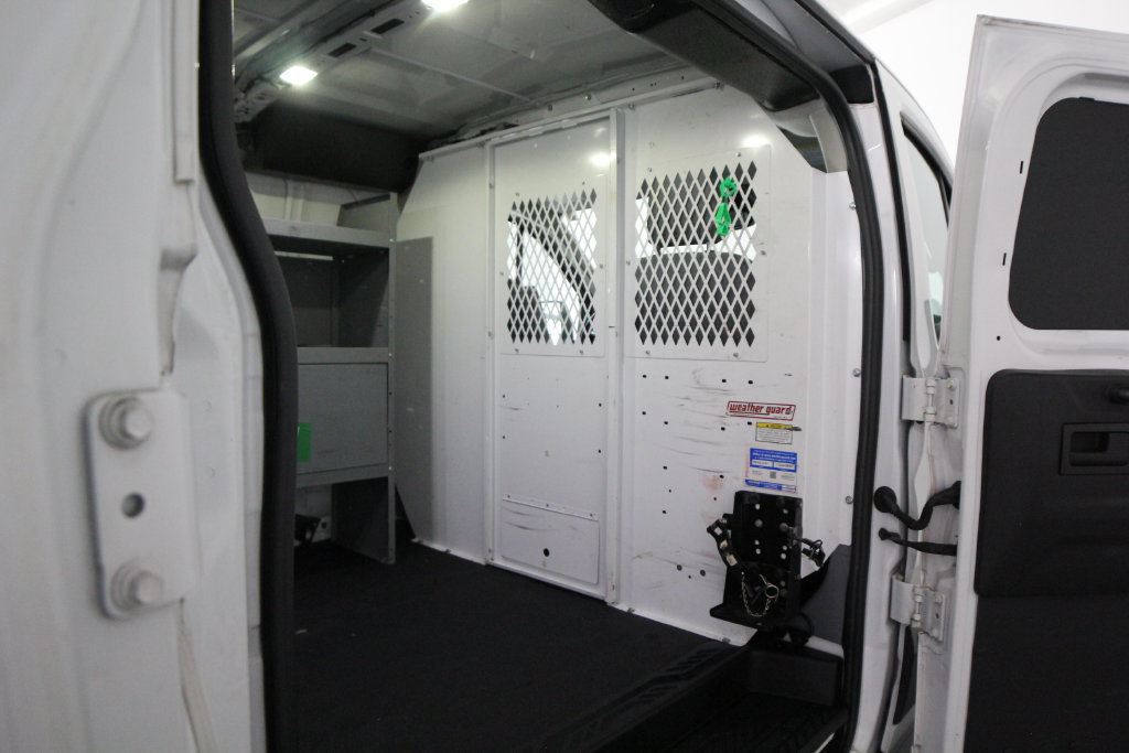 Used 2017 Ford Transit 350 148 Low Roof w/ Exterior Upgrade Package RWD image 31