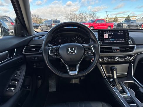 Used 2022 Honda Accord EX-L image 14