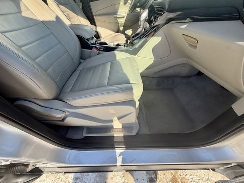 Used 2014 Ford Escape Titanium w/ Equipment Group 401A image 18