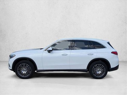 Certified 2026 Mercedes-Benz GLC 300 image 9