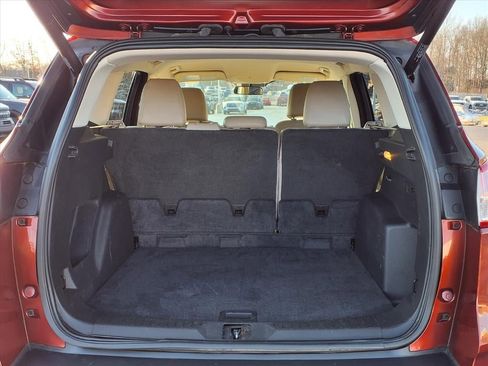 Used 2016 Ford Escape SE w/ SE Leather Comfort Package image 10