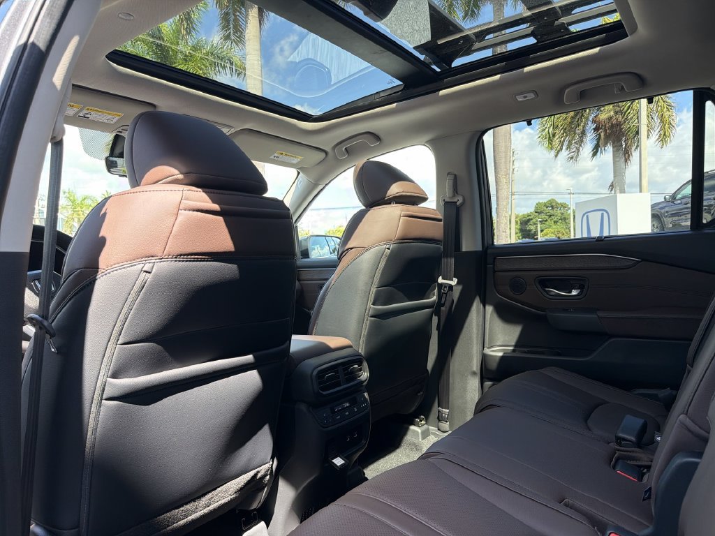 New 2026 Honda Pilot Elite image 21