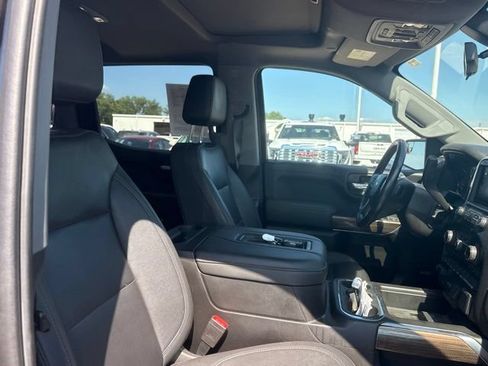Used 2021 Chevrolet Silverado 1500 LT Trail Boss w/ Convenience Package II AWD/4WD image 23