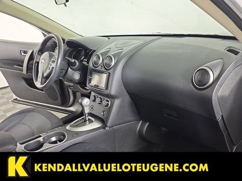 Used 2012 Nissan Rogue S image 16