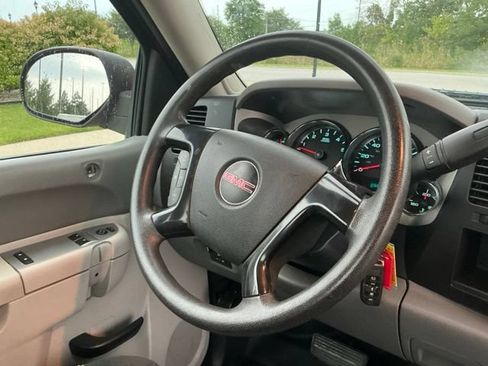 Used 2012 GMC Sierra 2500 W/T w/ Snow Plow Prep Package AWD/4WD image 21