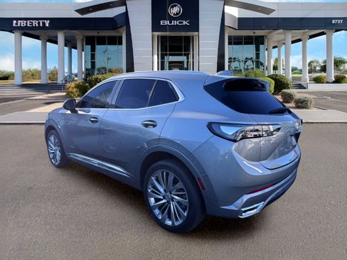 Used 2025 Buick Envision Avenir AWD/4WD image 3