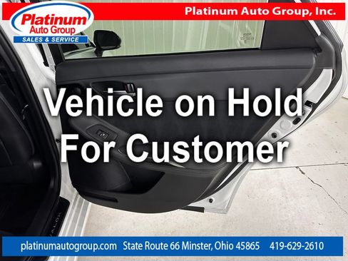 Used 2019 Toyota Avalon Touring FWD image 35