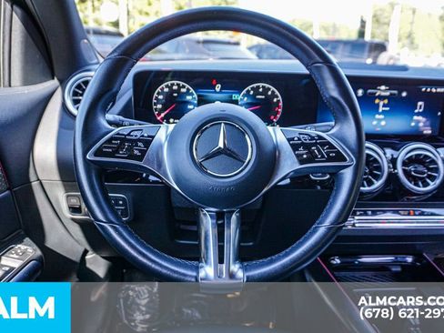 Used 2025 Mercedes-Benz GLA 250 image 28