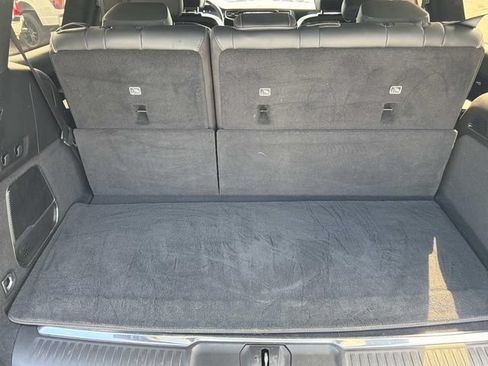 Used 2023 Jeep Grand Wagoneer Series III AWD/4WD image 23