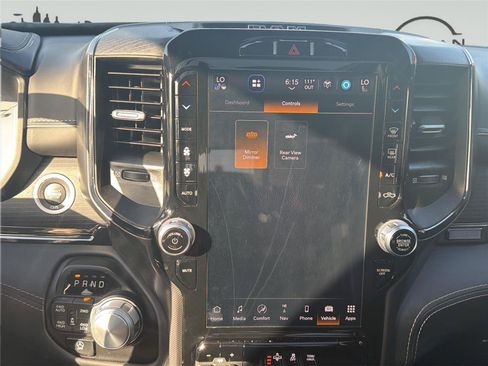 Used 2024 RAM 1500 Limited AWD/4WD image 17