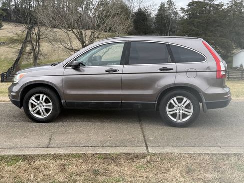 Used 2010 Honda CR-V EX image 2