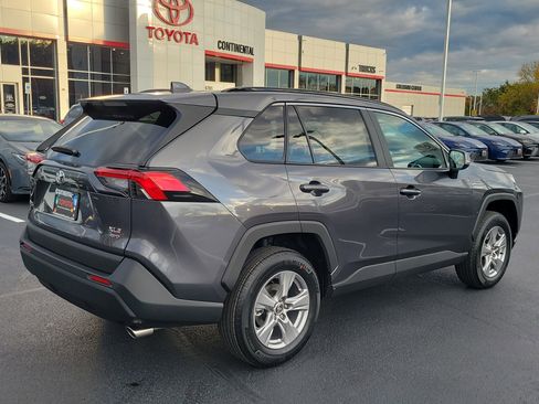 Used 2025 Toyota RAV4 XLE image 5