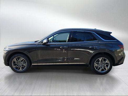 Used 2025 Genesis GV70 2.5T AWD/4WD image 6