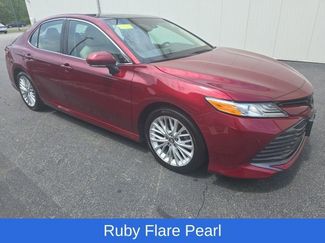 Used 2018 Toyota Camry XLE FWD video 1