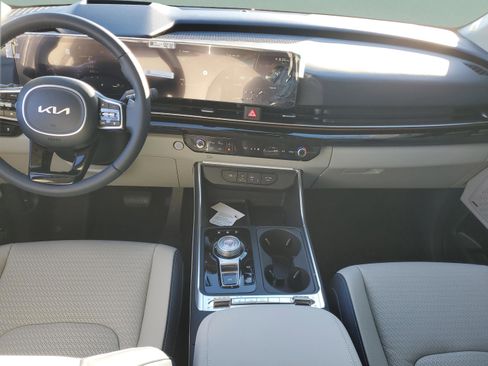 New 2026 Kia Carnival SX Prestige image 10