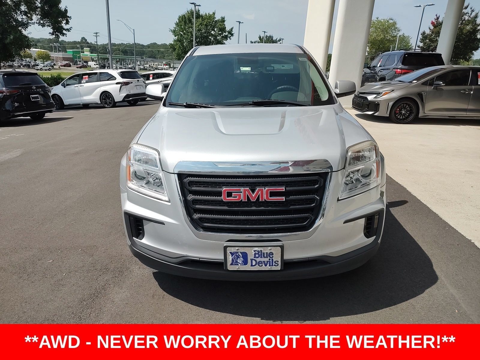 Used 2016 GMC Terrain SLE AWD/4WD image 1
